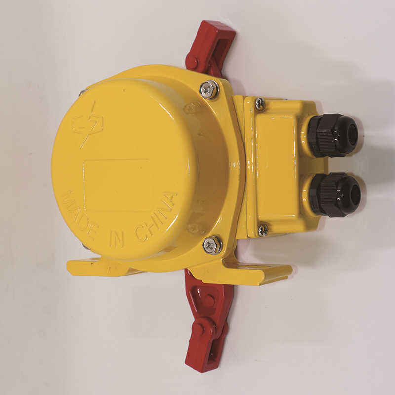 帶接線盒雙向拉繩開關(guān)4